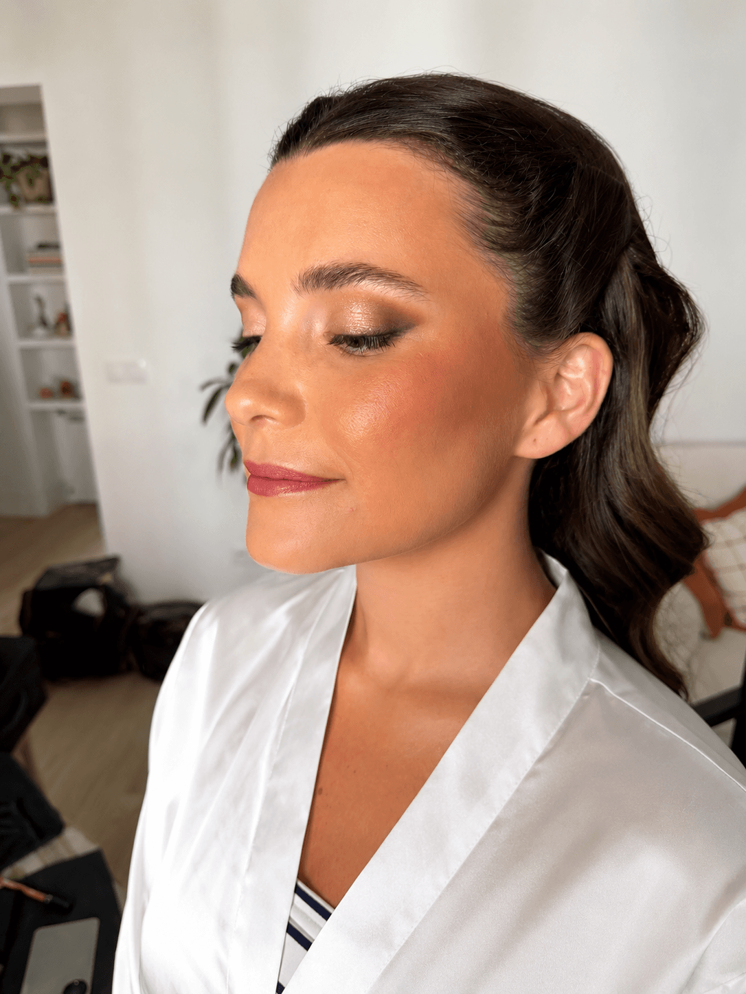 Detalle de maquillaje de novia